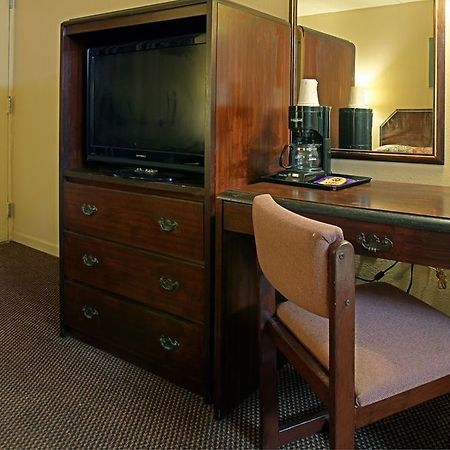 Americas Best Value Inn Bainbridge Ruang foto